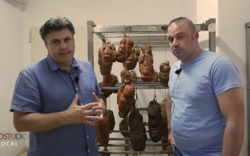 La 'nduja da filiera corta e la scelta di confezionarla nell'orba naturale