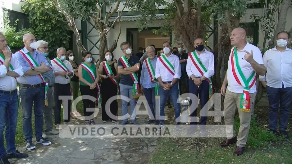 Conferimento dei rifiuti da Cosenza a Crotone: il Tar dichiara illegittima l'ordinanza della Regione
