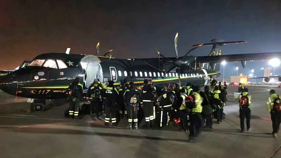 Terremoto Turchia: rientrato in Italia il contingente dei Vigili del fuoco impegnati nei soccorsi (VIDEO)