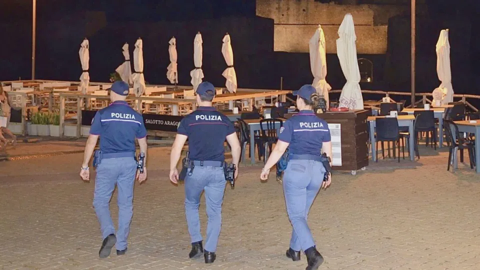 Crotone, più controlli della Polizia nelle località turistiche