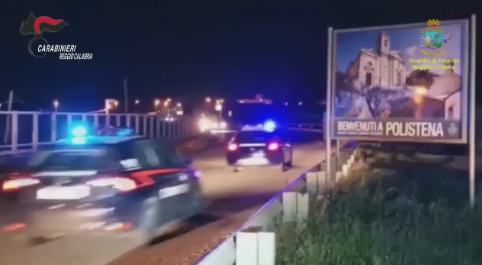 ‘Ndrangheta, maxi operazione nel Reggino: 22 persone coinvolte e beni sequestrati per 5 milioni (VIDEO)