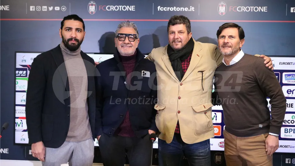CALCIO | Crotone, inizia l'era Baldini: il tecnico presentato alla stampa