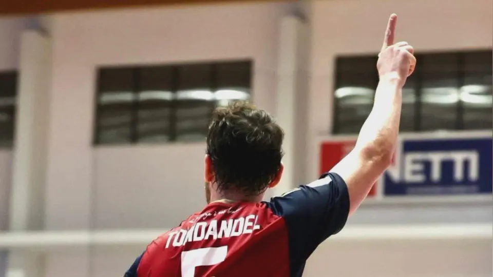 Futsal, Pirossigeno bella e concreta: 7-3 esterno all'Eur e secondo posto in classifica