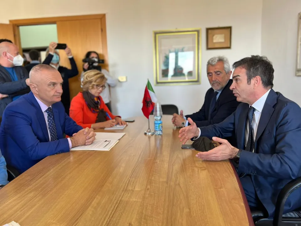 Occhiuto incontra Meta: «Collaborazione Calabria-Albania per turismo e imprese» (VIDEO)