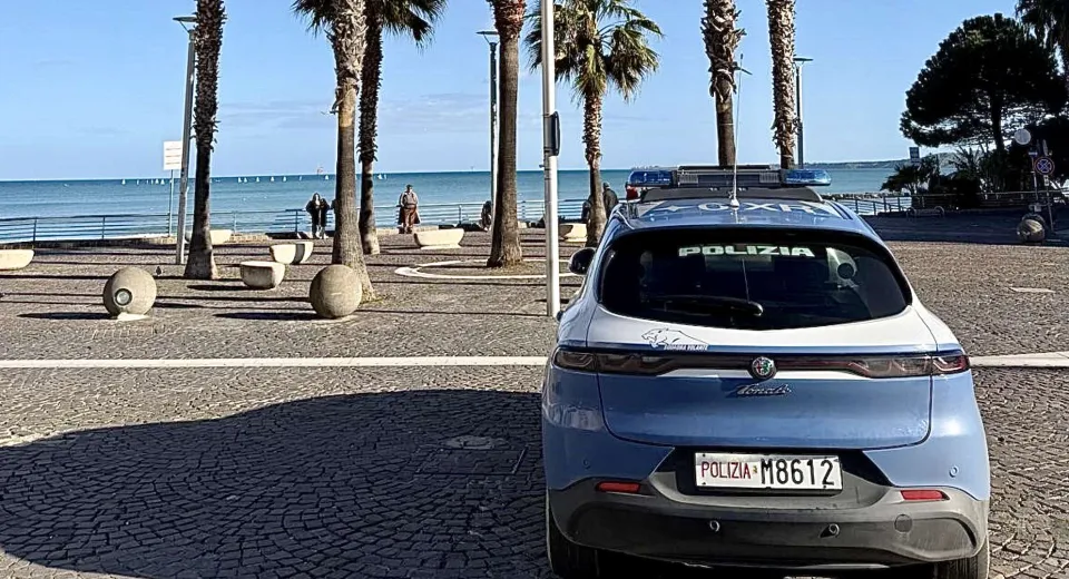 Polizia, controlli a Crotone e Cirò Marina: 549 identificati