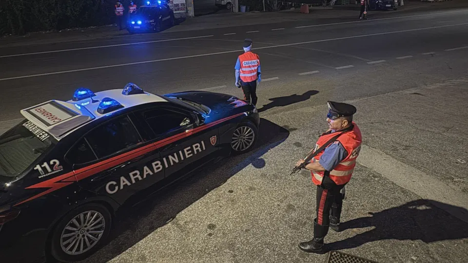 Sellia Marina, ubriaco al volante sulla Statale 106: denunciato 40enne