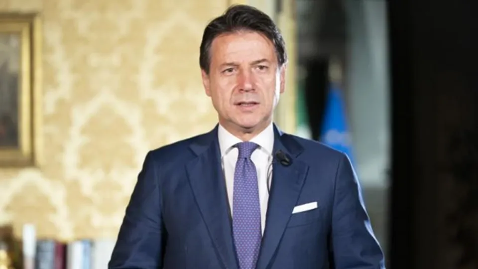 Covid, Conte: «Prossime settimane saranno molto complesse. Non abbassiamo la guardia» (VIDEO)