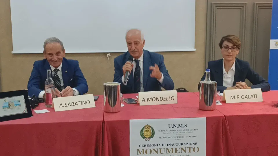 Catanzaro, torna alla comunità il monumento agli Invalidi per Servizio e ai Caduti