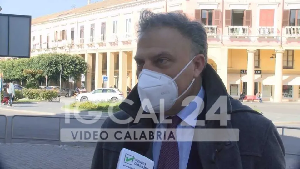 VIDEO | Covid, Dattolo: «Registriamo ondata anomala. Cercate di stare attenti ed evitate assembramenti»