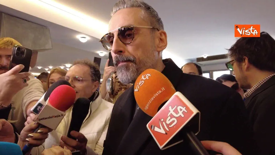 Brunori Sas: "Primi 5 uomini? Rappresentiamo mondo maschile alternativo non patriarcale"