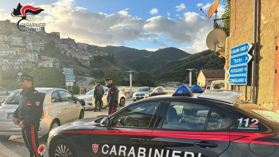 Scalea, trovato corpo sulla spiaggia