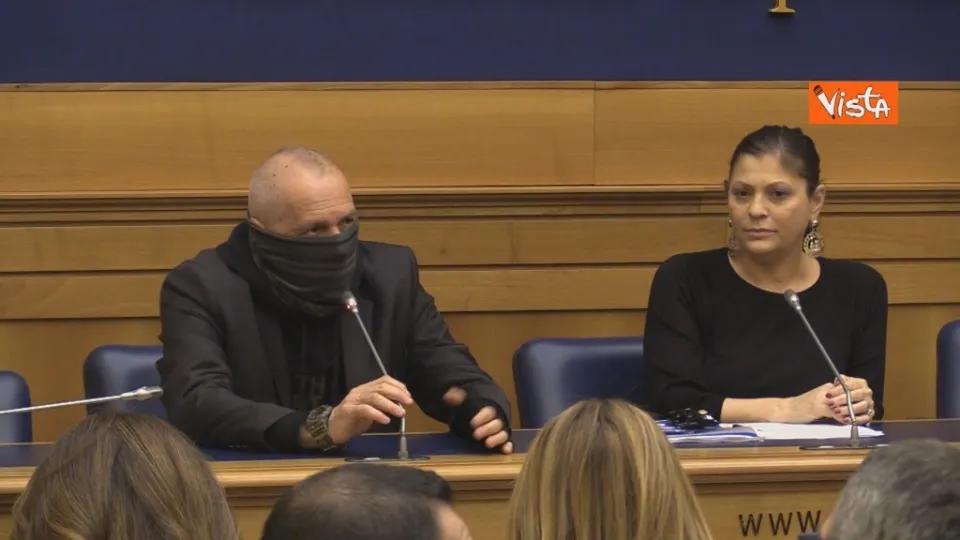 Regione, la Santelli svela il primo assessore: il capitano Ultimo all'Ambiente