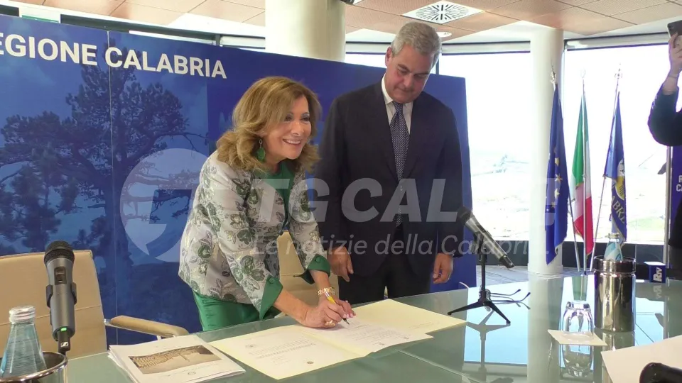 Semplificazione: siglato accordo tra Regione Calabria e Ministero