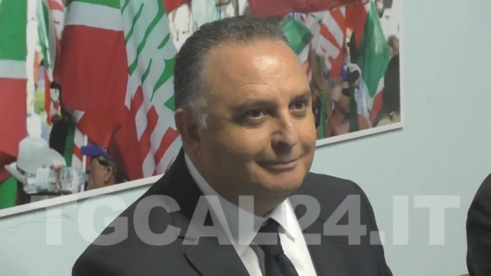 Politica, Giannetta rinuncia alla Camera per la Regione: al suo posto entra il crotonese Torromino