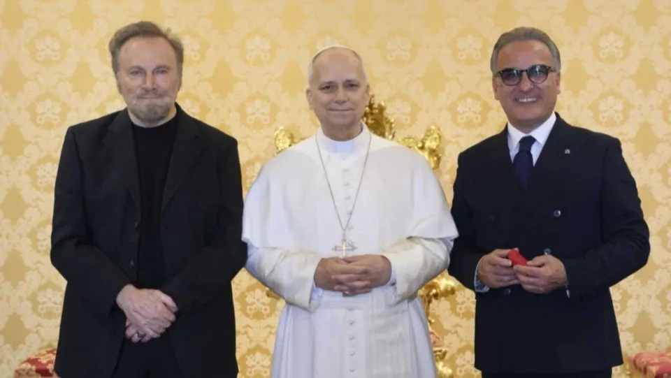 Rivisitazione della Stauroteca donata a Papa Leone XIV