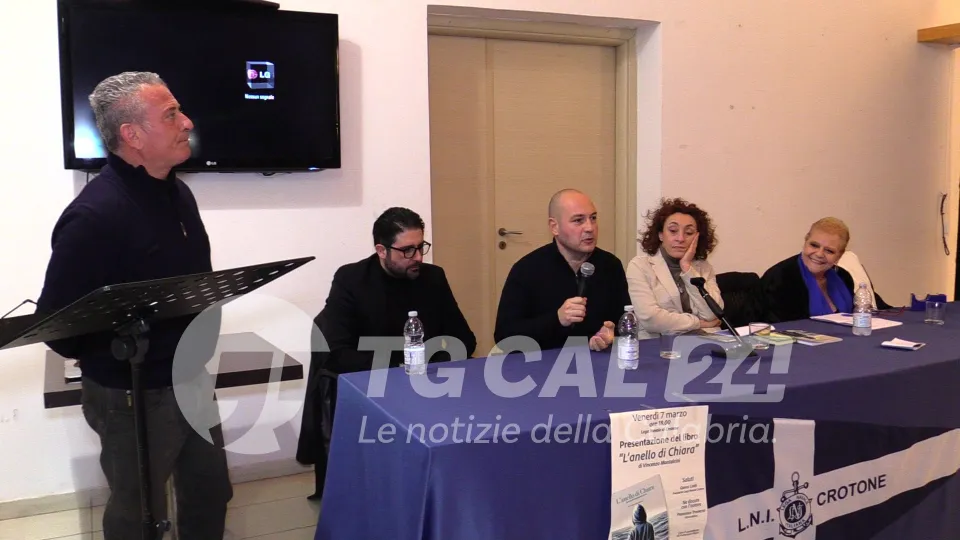 "L'anello di Chiara": presentato il secondo libro di Vincenzo Montalcini