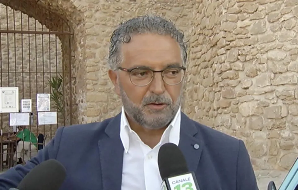 Renato Cortese: "Qui i mafiosi li conoscono tutti: basterebbe non stringere delle mani"