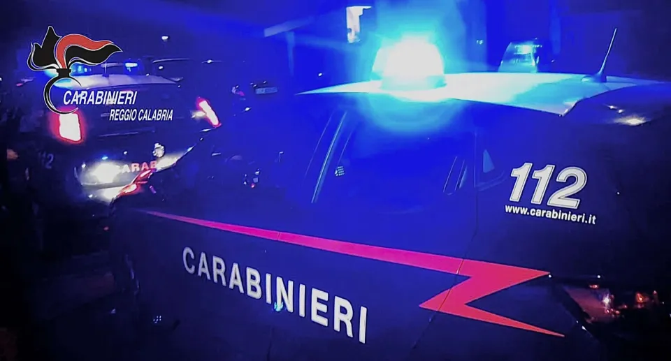 Spari in pieno centro a Tropea, ferito un imprenditore