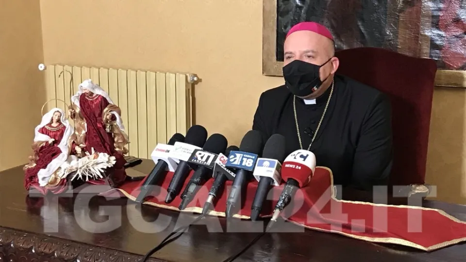 VIDEO | Il messaggio di mons. Panzetta: «Che sia un Natale meno scintillante, ma più luminoso»