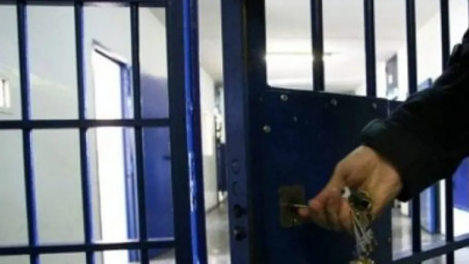 Detenuto trovato morto nel carcere di Rossano, si sarebbe suicidato