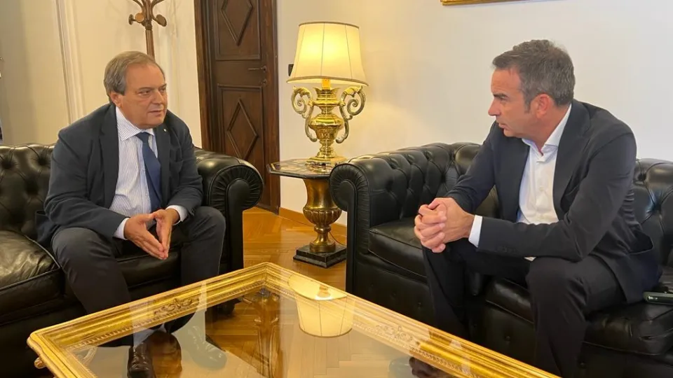 Sanità, incontro Occhiuto-Anelli: al centro emergenza Calabria e carenza personale, ma anche i medici cubani