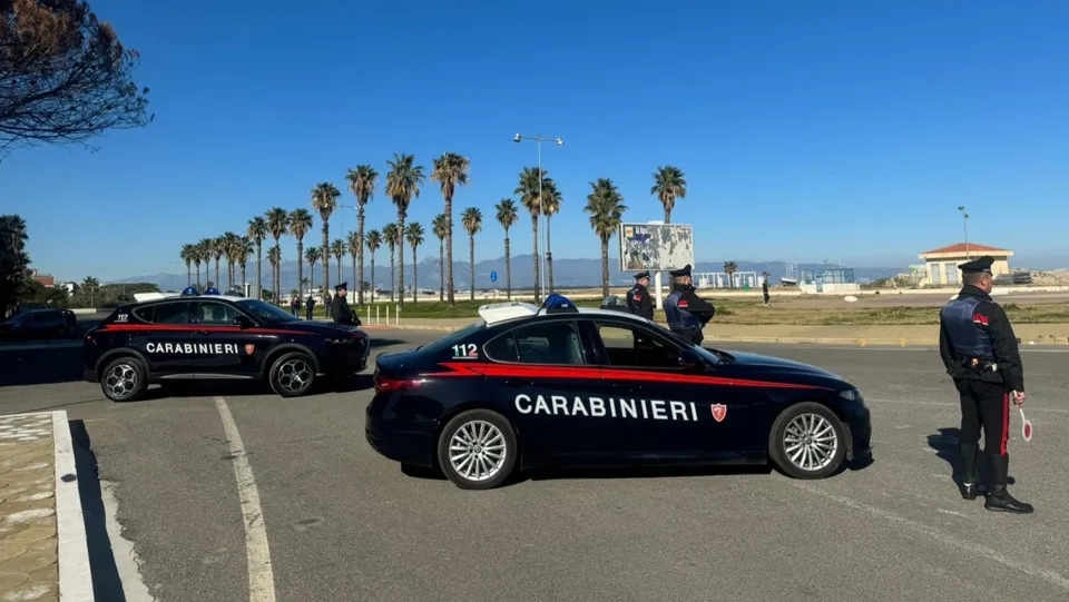 Corigliano-Rossano: 30enne ferito all'addome sul lungomare di Schiavonea