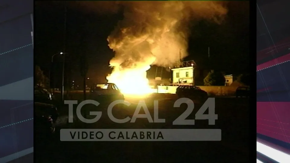 VIDEO | Trent'anni dai fuochi dell'Enichem: Crotone, una città che non si è risollevata