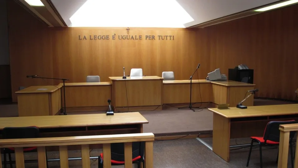 Abuso d'ufficio e tentata concussione: rinviati a giudizio sindaco e vice nel Vibonese