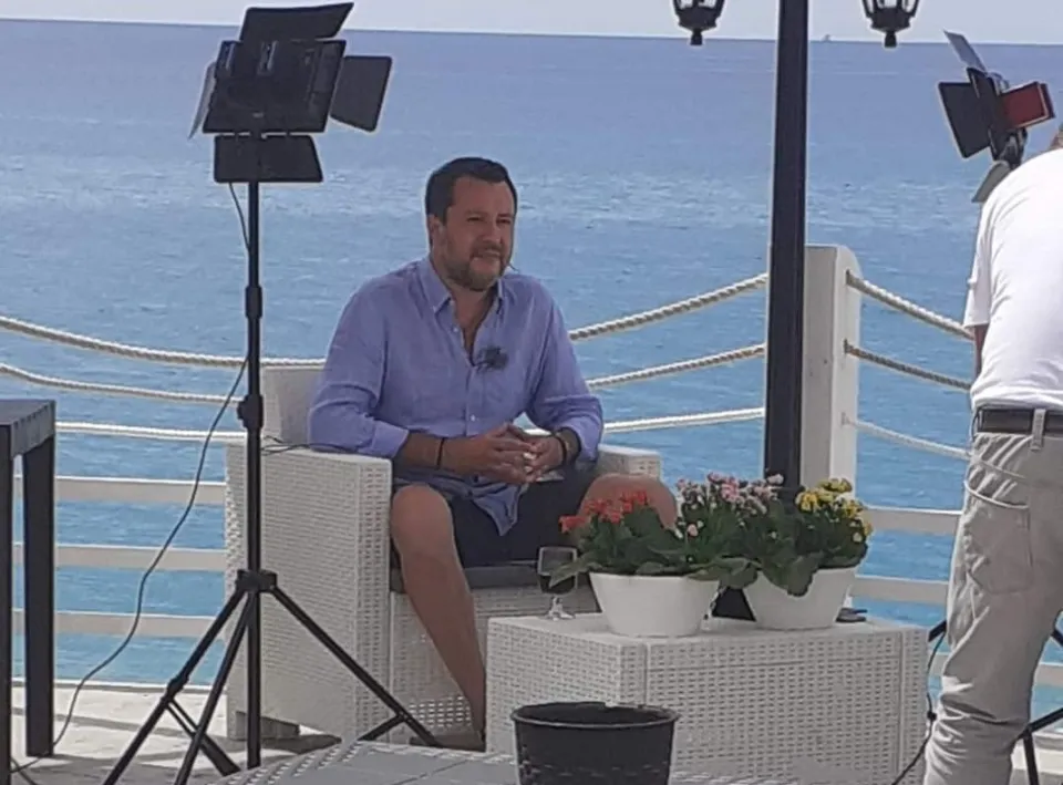 Matteo Salvini, la Lega, il centrodestra in evoluzione, Nino Spirlì... La svolta storica e politica di Zambrone