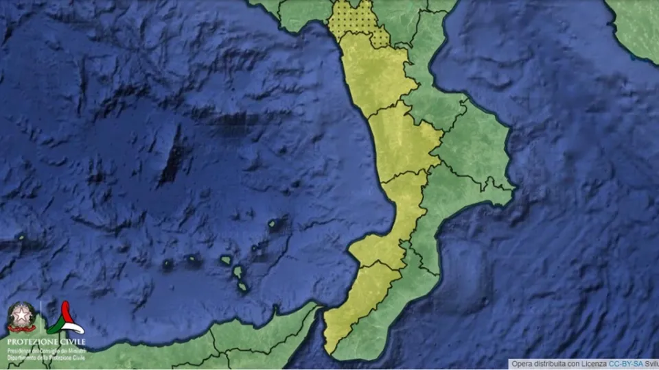 Vento forte e maltempo: diramata allerta gialla sulla fascia tirrenica calabrese per martedì 14 marzo