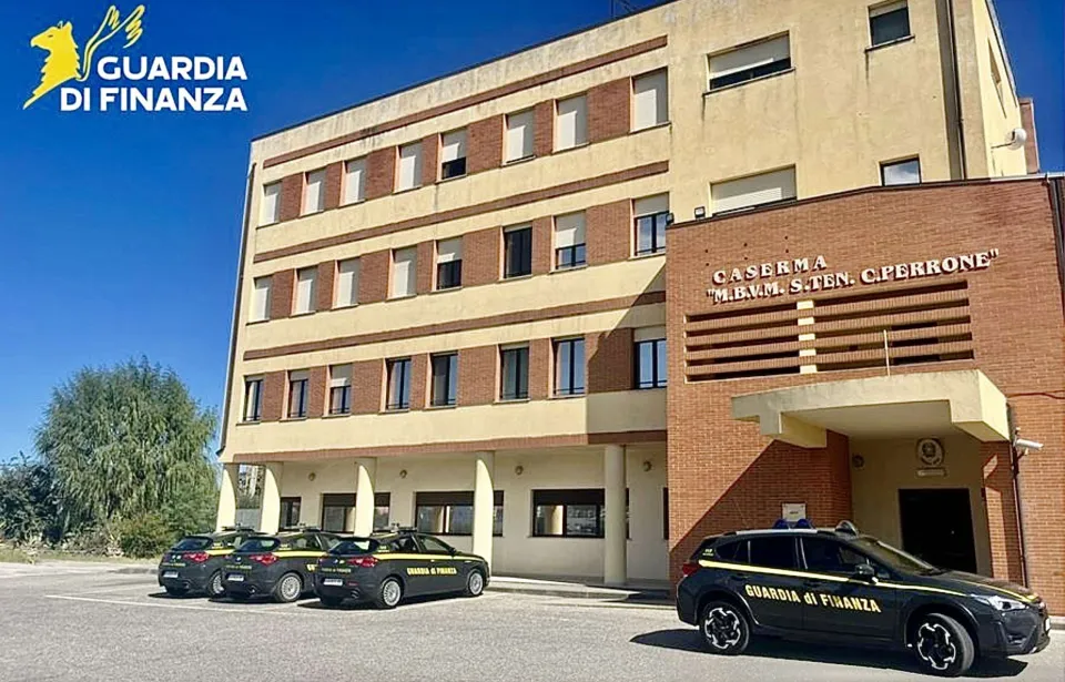 GdF, 2 operazioni: medico denunciato e arresto per appropriazione indebita