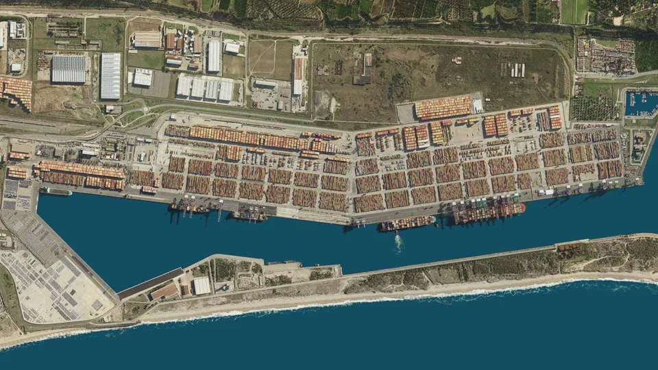 Porto di Gioia Tauro, parte la gara per il completamento del dragaggio