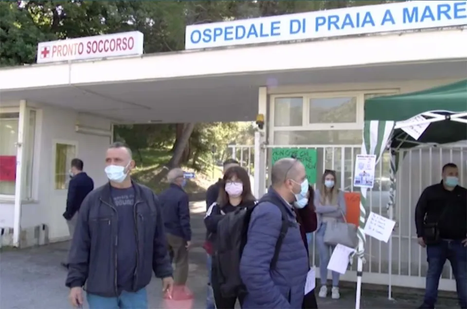 Praia a mare, un sit in per rivendicare il diritto ad una sanità di livello per tutti
