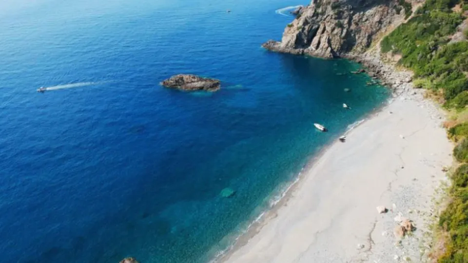 Report Balneazione 2025: in Calabria il 93% delle acque è di qualità eccellente