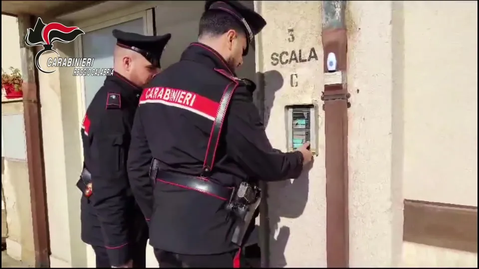 Occupazione abusiva di alloggi popolari: 52 denunciati