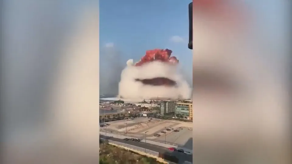 Esplosione a Beirut, tragico il bilancio: oltre 100 morti e 4mila i feriti (VIDEO)