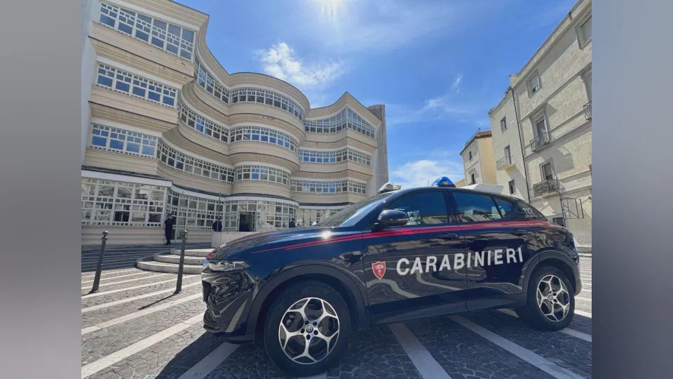 Finto carabiniere tenta di truffare anziana: arrestato a Catanzaro
