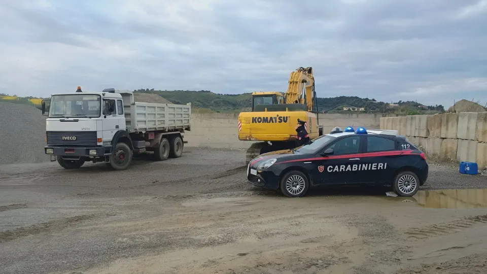 Cirò, minorenne impiegato in nero in un cantiere comunale: azienda sospesa