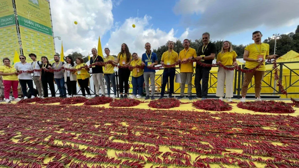 Peperoncino di Calabria verso l’IGP: via libera della Commissione europea