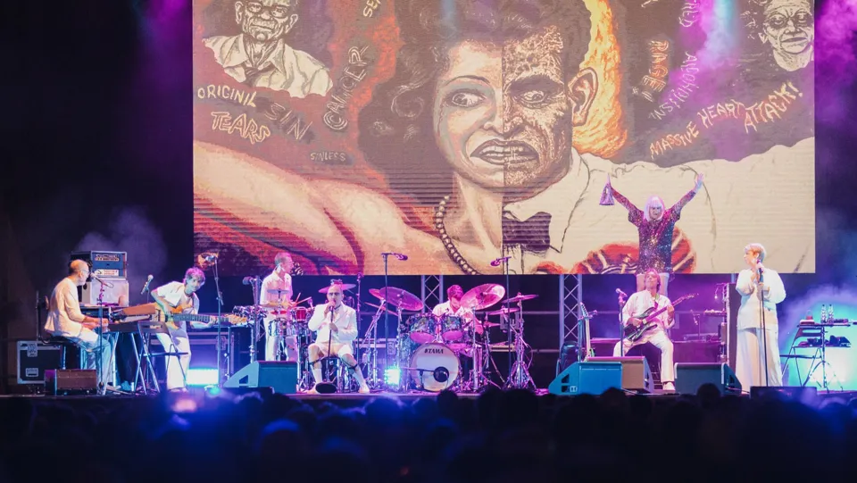 Musica: il 25 luglio Elio e le Storie Tese in concerto a Crotone