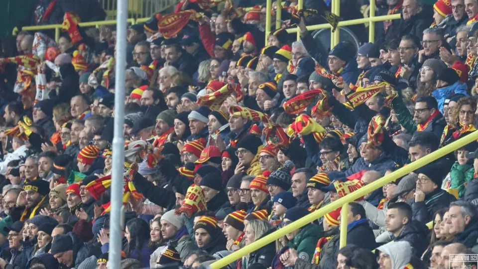 CALCIO | Serie B, il Catanzaro continua a volare: la parola ai tifosi