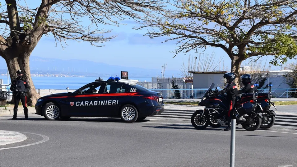 Soverato, arrestato crotonese per furto in una gioielleria di Gasperina