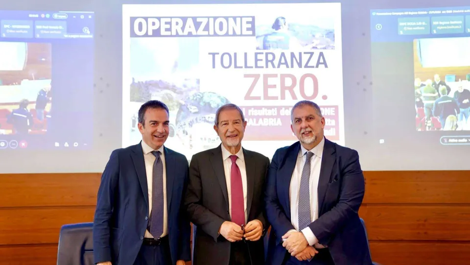 Incendi, "Tolleranza zero": il modello calabrese da esportare in Italia