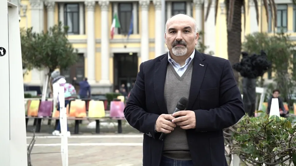 Sette arbitri di serie A querelano giornalista crotonese, ma perdono anche il... secondo tempo