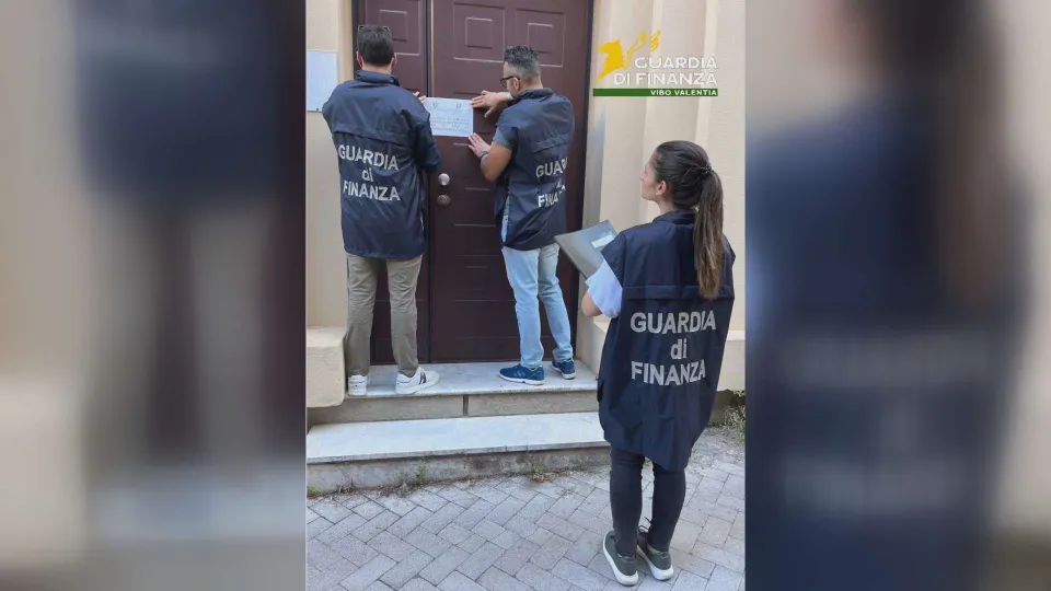 Ambulatorio senza autorizzazioni della Regione Calabria: sequestrato