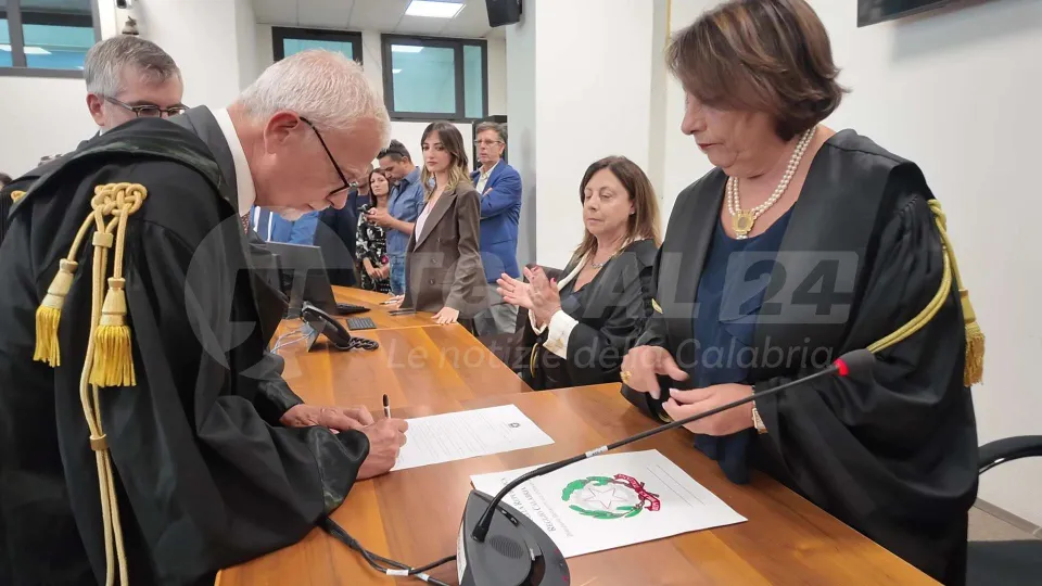 Insediato il nuovo procuratore di Reggio Calabria Giuseppe Borrelli