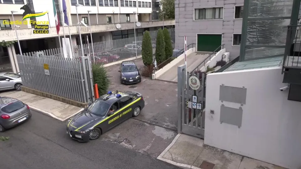 Arrestati tre calabresi a Perugia, uno di questi è affiliato al clan Farao-Marincola