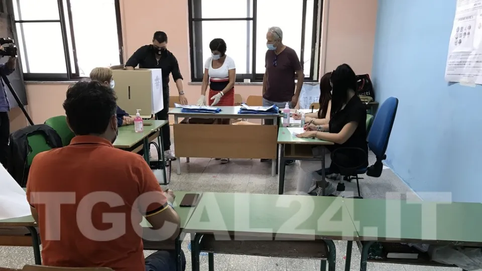 Elezioni, seggi elettorali: le indicazioni per individuare sedi alternative alle scuole