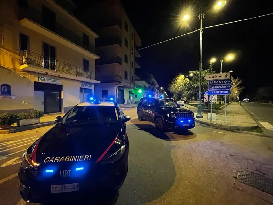 Traffico e spaccio di droga: eseguite 13 misure cautelari tra Catanzaro, Reggio e Domodossola