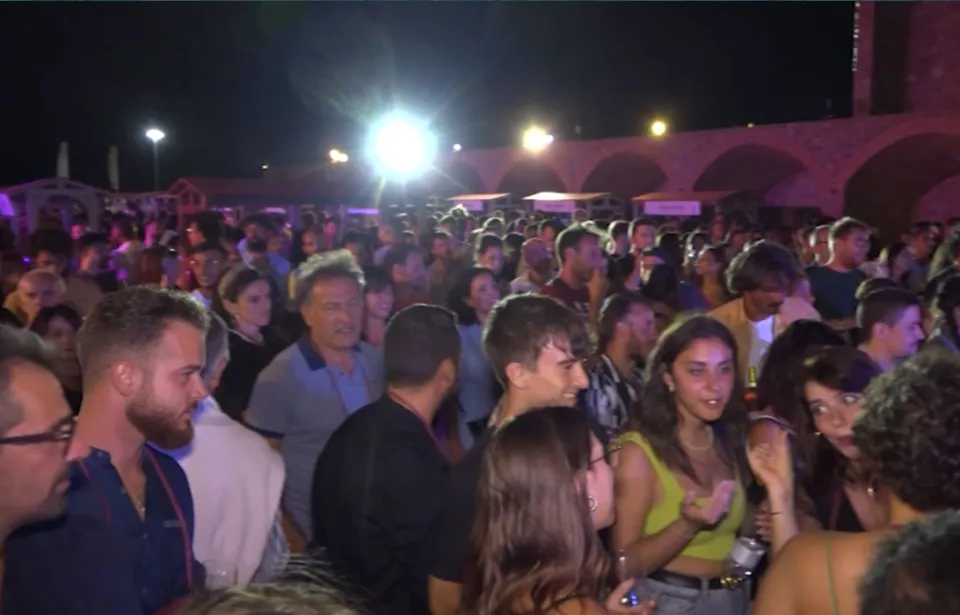 VIDEO | Il Cirò Wine Festival si chiude con un bagno di folla ai Mercati Saraceni